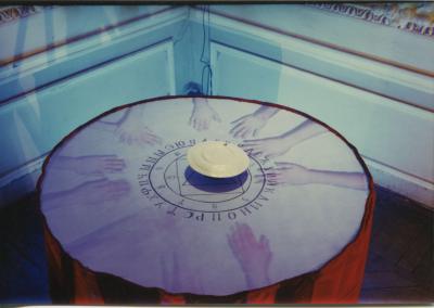 "Фіолетовий оксамит". Відеоінсталяція "Без назви". Гліб Катчук, Ольга Кашимбекова